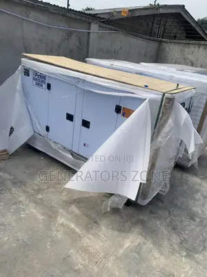 50 Hz at 1500rpm 20kva Perkins Soundproof Generator