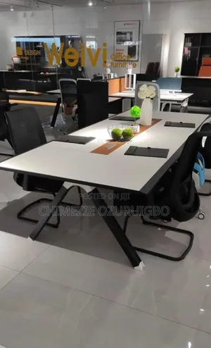 2.8 Meters/8 Seater Office Conference/Boardroom Table