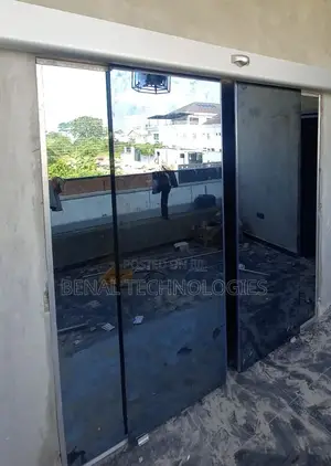 Sensor-Gateway Sliding Door