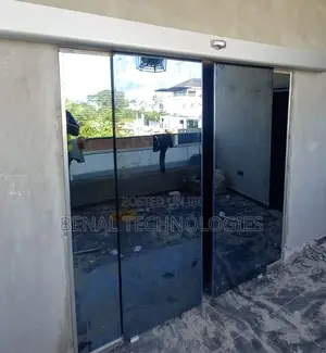 Auto-Responsive Gateway Door