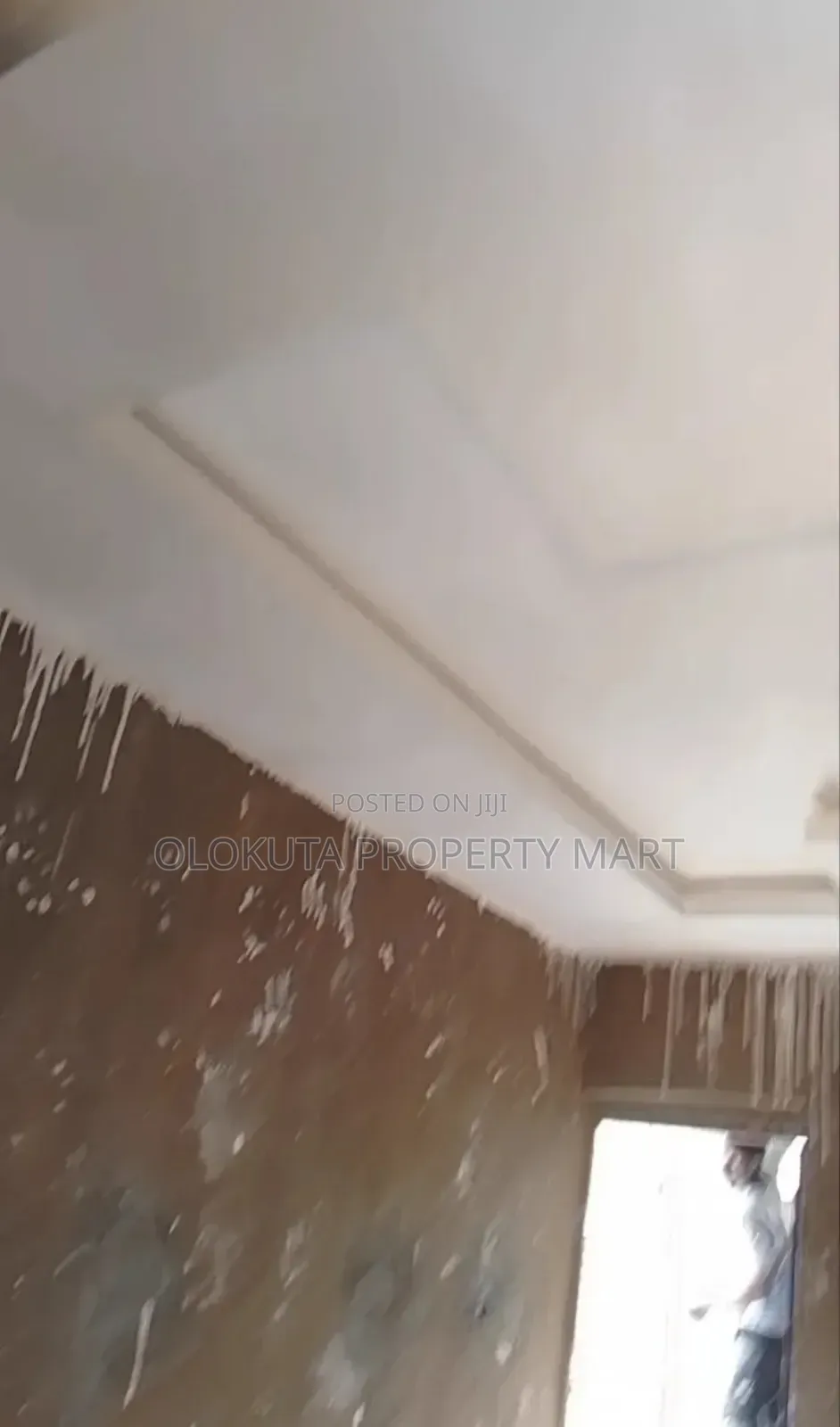 Polystyrene Board and Parapet