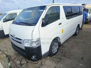 Toyota HiAce 2012 White