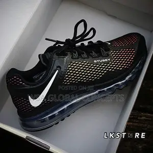 Stussi X Nike Airmax “13 Black