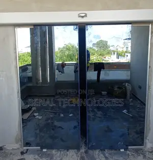 Sensor-Guided Gateway Door