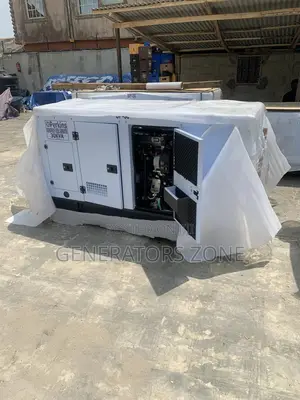 Low Vibration Transfer 30kva Perkins Soundproof Generator