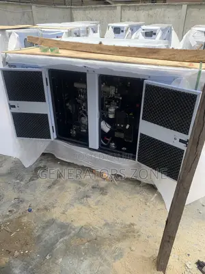 Fuel Efficient 30kva Perkins Soundproof Generator