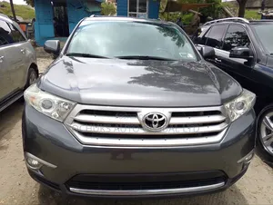 Toyota Highlander 2012 Gray