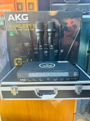 AKG G-Max Wireless Microphone System
