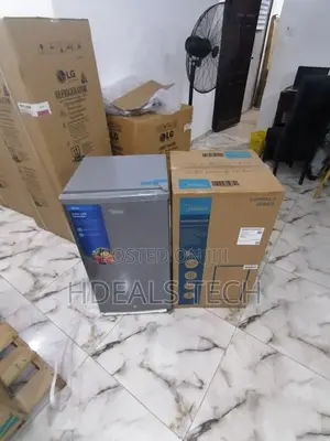 Classic Refrigerator Single Door < Midea 90L