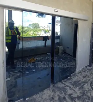 Automatic Sliding Glass With Motion Detection