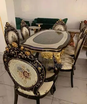 Royal Dinning Table Set