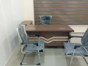 Executive Set of Office Table