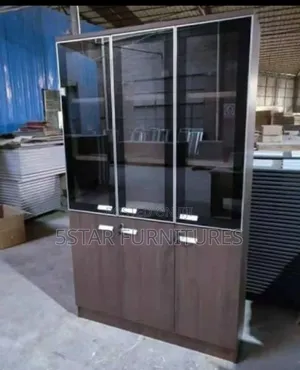 3 Doors Bookshelves