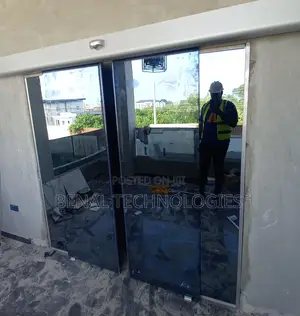 Automatic Glass Door With Proximity Sensor