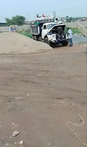 Granite and Sharp Sand Dealer