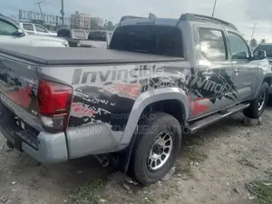 Toyota Tacoma Limited 2021 Gray