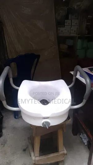 Toilet Seat Raiser