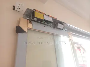 Motion-Sensor Entryway With Glass Sliding