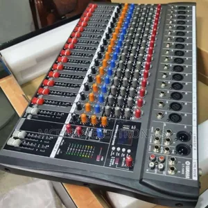 Yamaha Ct-160s Flat Console. 16channels