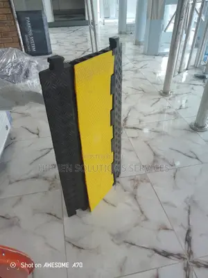 Outdoor Cable Protector Heavy Duty Rubber Cable Ramp