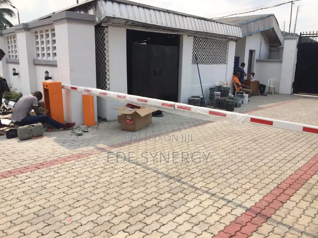 6 Meters Remote Controlled Boom Barrier System