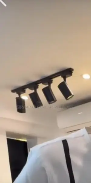 30/40w 4in1 Track Light Available