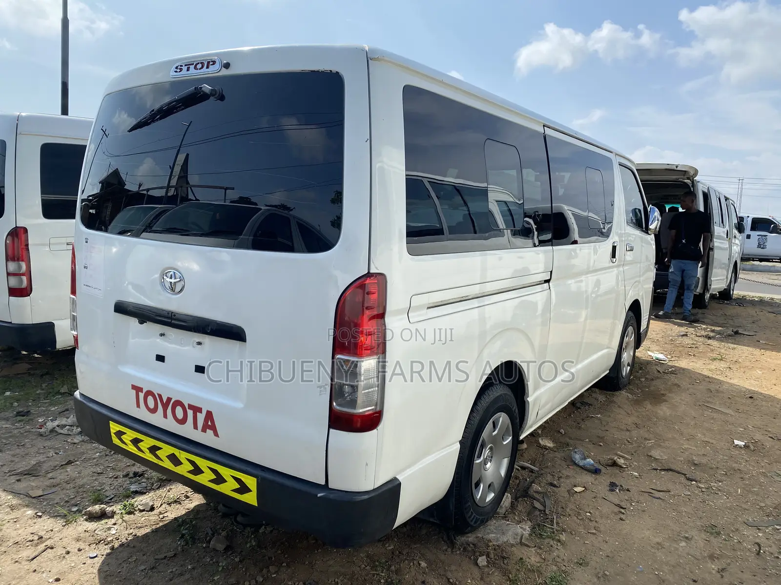 Toyota HiAce 2015 White