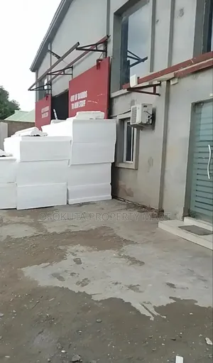 Polystyrene Board and Parapet