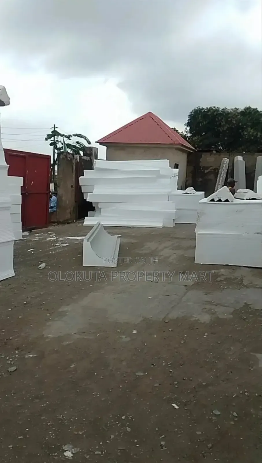 Polystyrene Board and Parapet