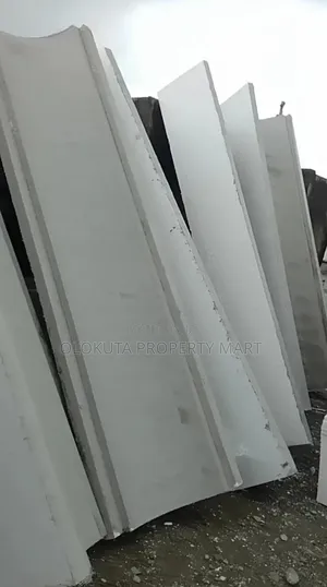 Polystyrene Board and Parapet