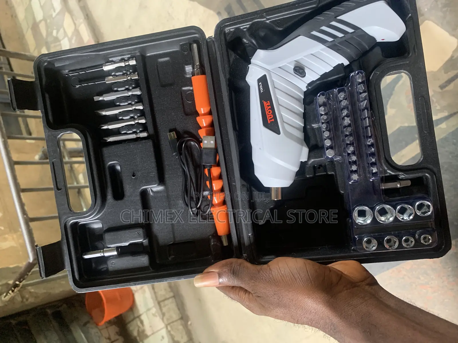 Cordless Drilling Machine