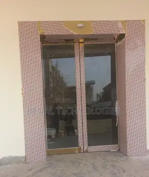 Touchless Sensor Glass Entryway