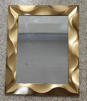 Design Mirror