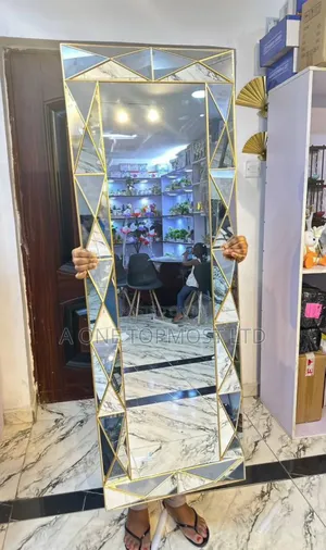 Design Long Mirror