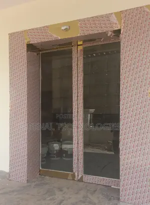 Hands-Free Automatic Glass Door Access
