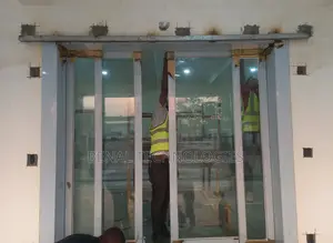 Automated Glass Door With Motion Detection