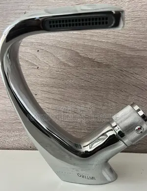 Basin Mixer (Fountain)
