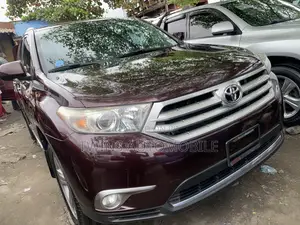 Toyota Highlander Limited 3.5l 4WD 2013 Burgundy