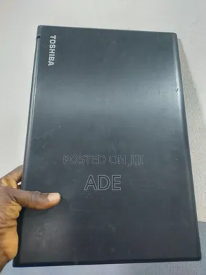 Laptop Toshiba 8GB Intel Core I3 HDD 500GB