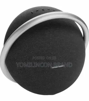 Harman Kardon Onyx Studio 8