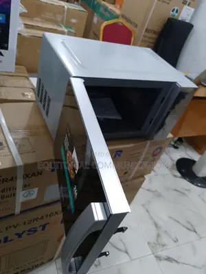 Authentic Hisense 26 Liters Microwave Oven