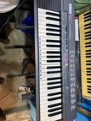 YAMAHA Uk Used PSR 3 Keyboard