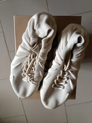 Yeezy 450 Sneakers (Cloud White/ Size 45)