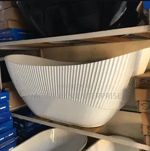 A Unique Design Bathtub