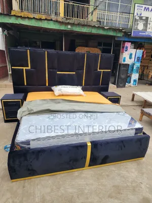 Upholstery 6by6 Padded Bed With Drawers