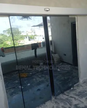 Smart Glass Door Entry With Automated Sensors
