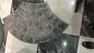European Fan Large ,Versace Head,Sharp Edge Border
