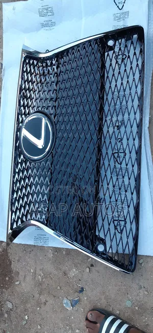 Front Grill for Lexus Is250