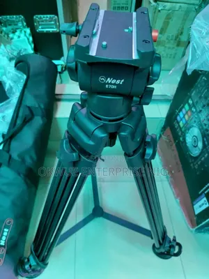 This Is Nest Professional Tripod Model 670H 1.8m
