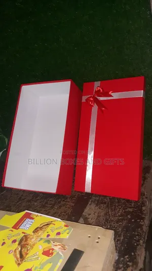 Large Gift Box Red